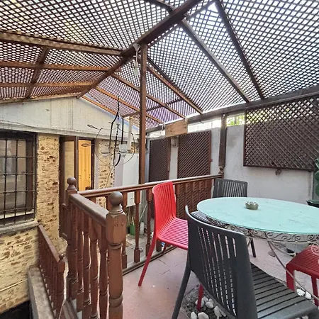 Unique 5br Art House In Balat W Garden Istanbulská provincie