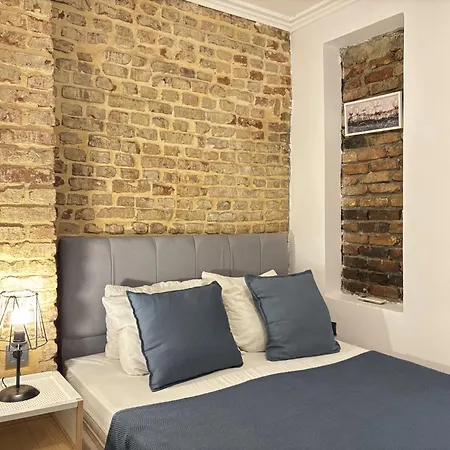 Unique 5br Art House In Balat W Garden 펜션