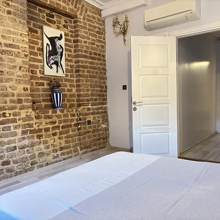 Unique 5br Art House In Balat W Garden Prázdninový dům Istanbulská provincie